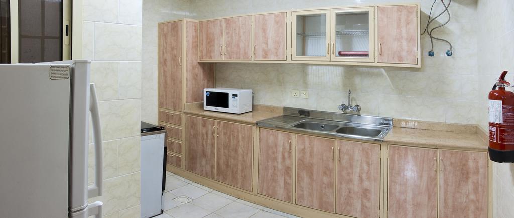 Al Farhan Hotel Suites - Al Salam Riadh Exterior foto
