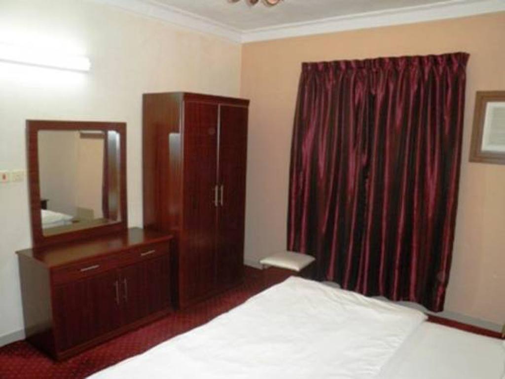 Al Farhan Hotel Suites - Al Salam Riadh Exterior foto